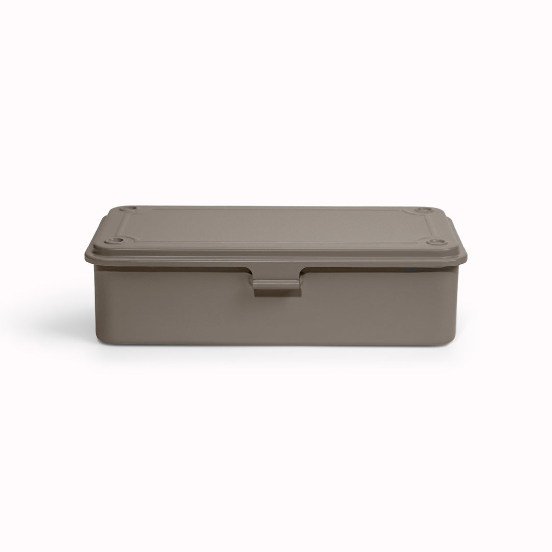 The T-190 toolbox by&nbsp;Toyo Steel&nbsp;is a Japanese storage classic. Pressed from a single steel plate and completely seamless, it is a robust, incredibly sturdy yet lightweight and stackable tool box with a clean aesthetic.