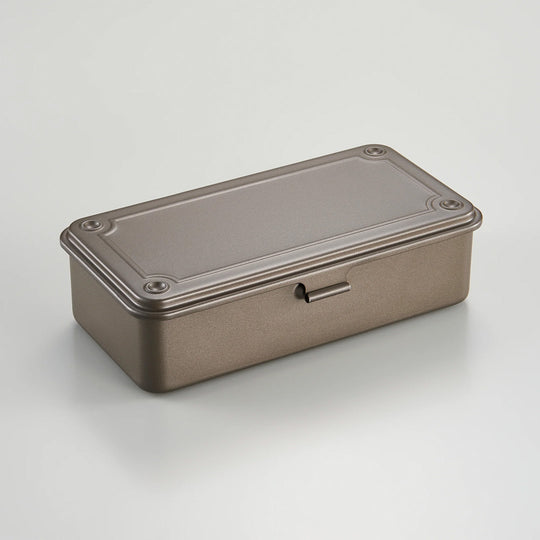 The T-190 toolbox by&nbsp;Toyo Steel&nbsp;is a Japanese storage classic. Pressed from a single steel plate and completely seamless, it is a robust, incredibly sturdy yet lightweight and stackable tool box with a clean aesthetic.