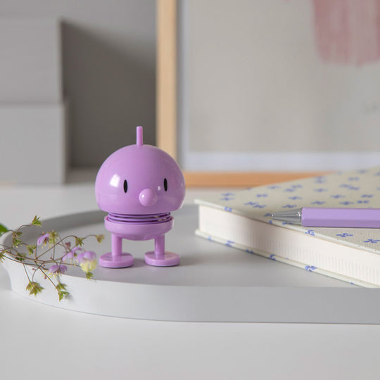 Springy and cheerful! Bumble by Hoptomist is the classic 1960's home decor, happy ornamental figurine in a lavender colour.&nbsp;