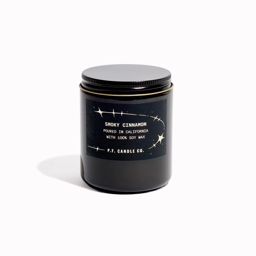 The P.F. Candle Co Smoky Cinnamon Special Christmas candle has fragrance notes of Bitter Orange, Cassia Bark and Patchouli.