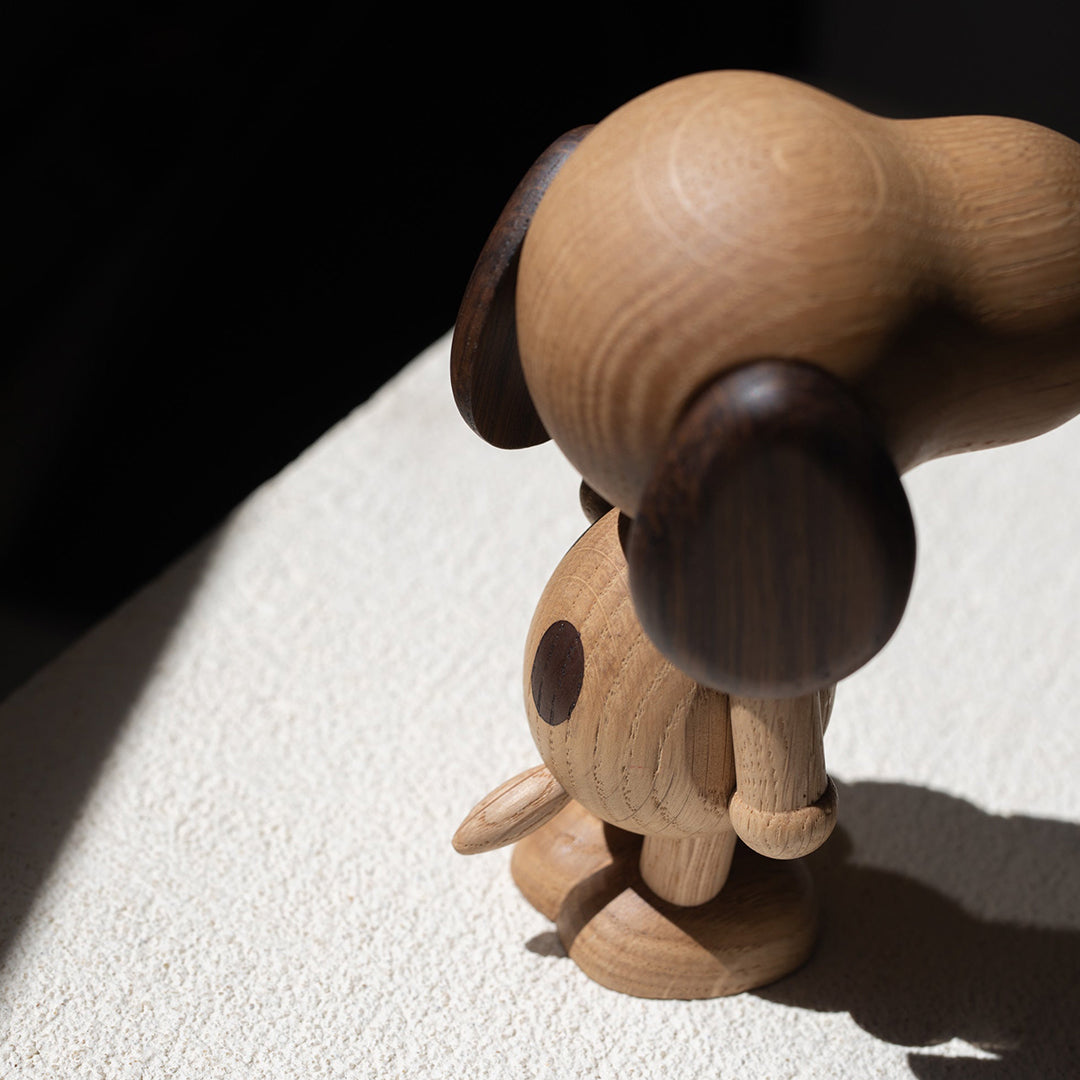 Peanuts Snoopy | Wooden Collectible Figurine | Mini