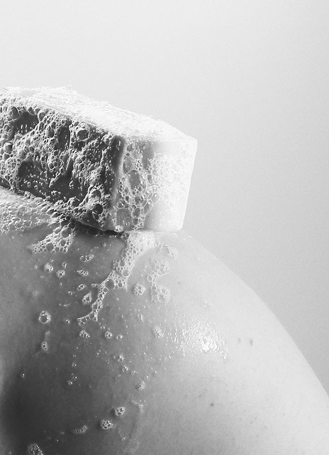 soap on shoulder lifestyle detail herbowski