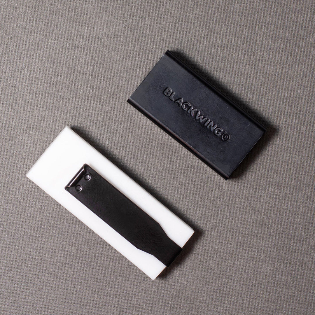 Soft eraser that cleanly removes graphite and a durable aluminum holder with a jumbo-sized clip. Perfect for precise erasing and comfortable grip.