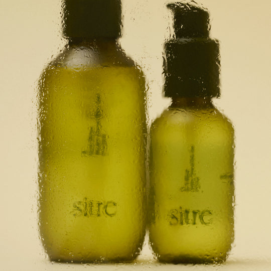 Soft Wave is the essential travel companion for your washbag. This 50ml water-based gel is crafted to mimic the body’s natural moisture