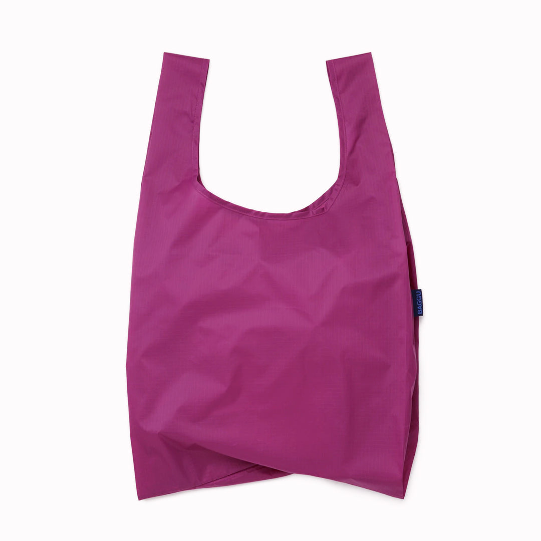 The Standard Baggu is a highly functional and environmentally conscious choice for everyday carrying needs.
