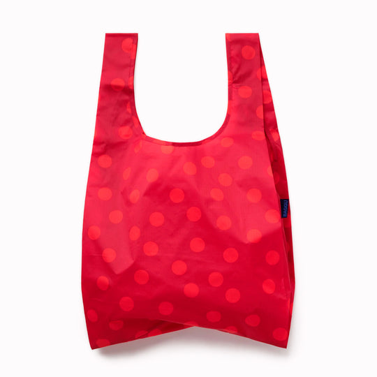 The Standard Baggu Shopper is a highly functional and environmentally conscious choice for everyday carrying needs.