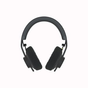 The TMA-2 Studio Wireless+ is a cutting-edge professional headphone designed by AIAIAI, offering an impressive combination of ultra-low latency and uncompressed audio for a cable-like performance in a wireless format
