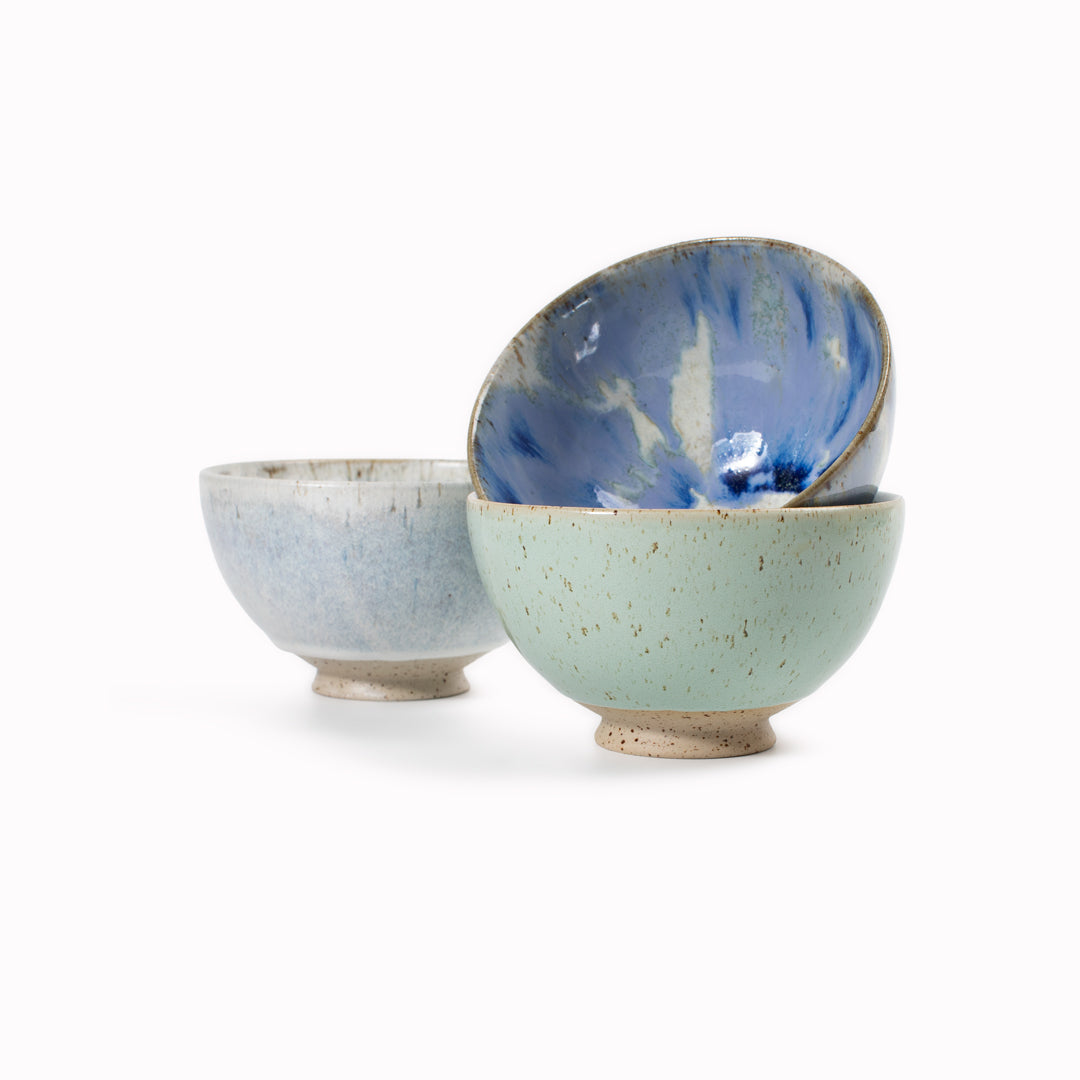 The Sun Bowl by Studio Arhoj is a low, open stoneware bowl designed for serving and shared dining. Part of the Edo Series, it reflects the studio’s focus on expressive ceramics where bold glaze work meets simple, functional forms.