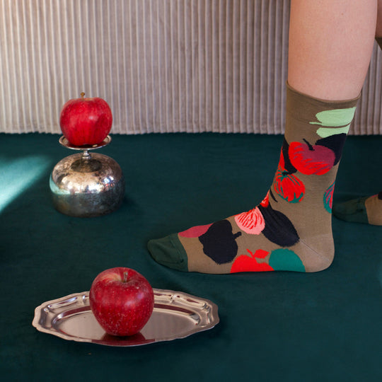 Illustrative and arty, fashion led socks! Bonne Maison have been producing high quality Egyptian cotton socks in Europe since 2012. Each seasonal collection tells stories in colour and pattern, and find their way onto the feet of new and loyal fans who will add the latest illustrative designs to their sock drawer.