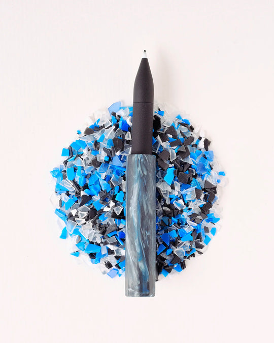 Each piece has a slightly unique finish, with subtle variations in tone that reflect its previous life. Designed for journaling, note-taking and sketching, it delivers a clean, consistent line while actively reducing plastic waste.