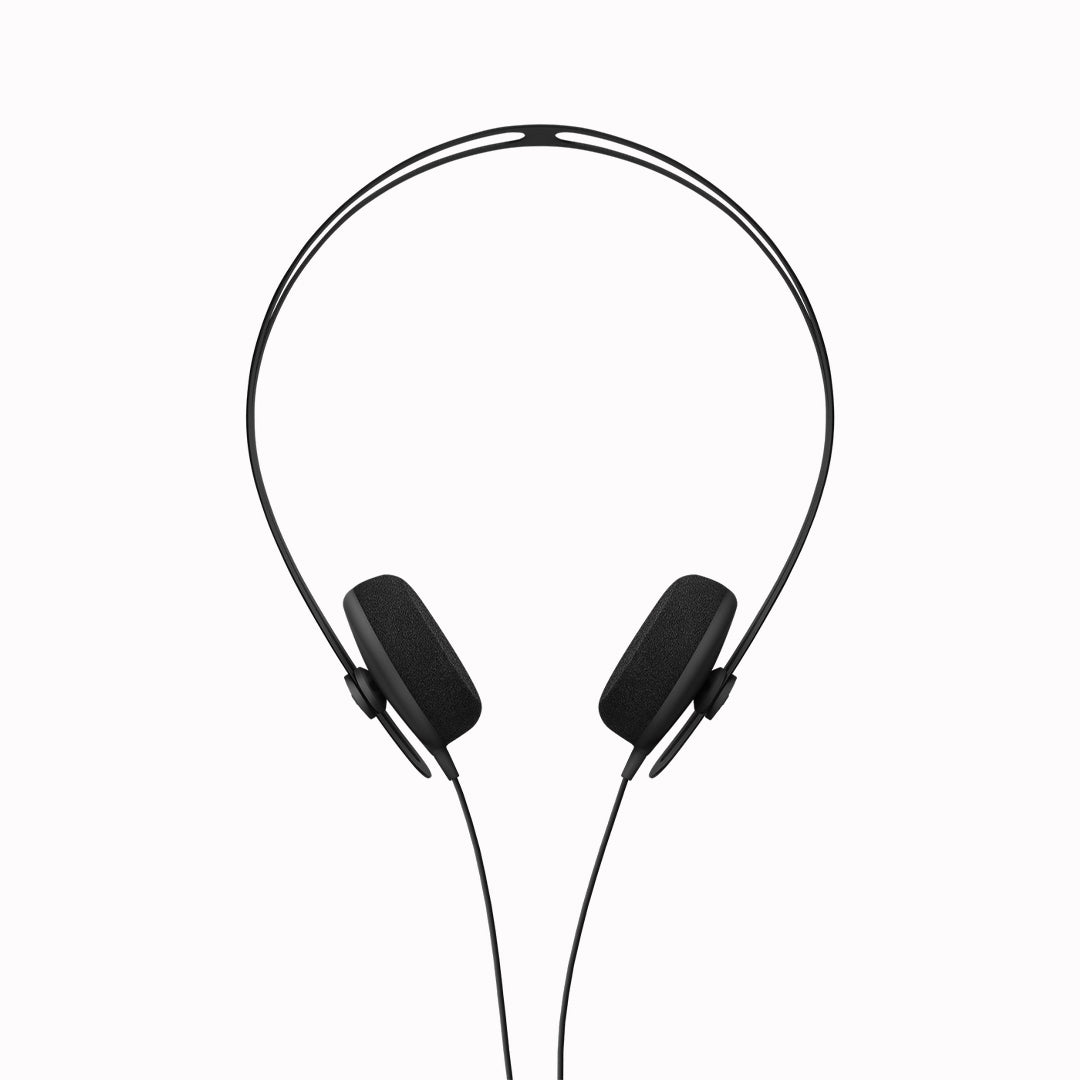 AIAIAI Tracks Black headphones on a white background