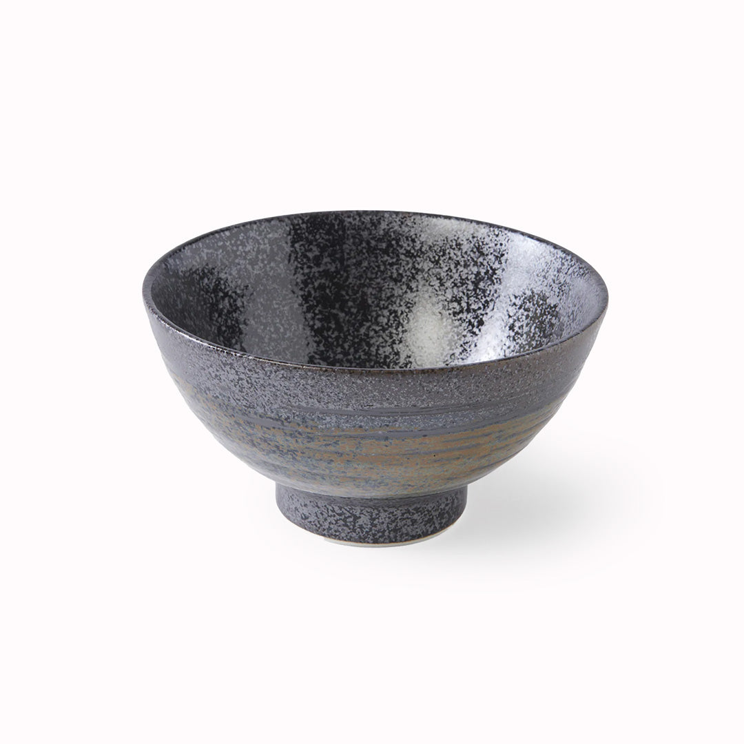 Deep Charcoal glazed Udon bowl with earthy brown tones from Made in Japan, featuring a rustic glaze. Perfect for udon noodle dishes, the bowl is around 9.5cm high and 18cm in diameter