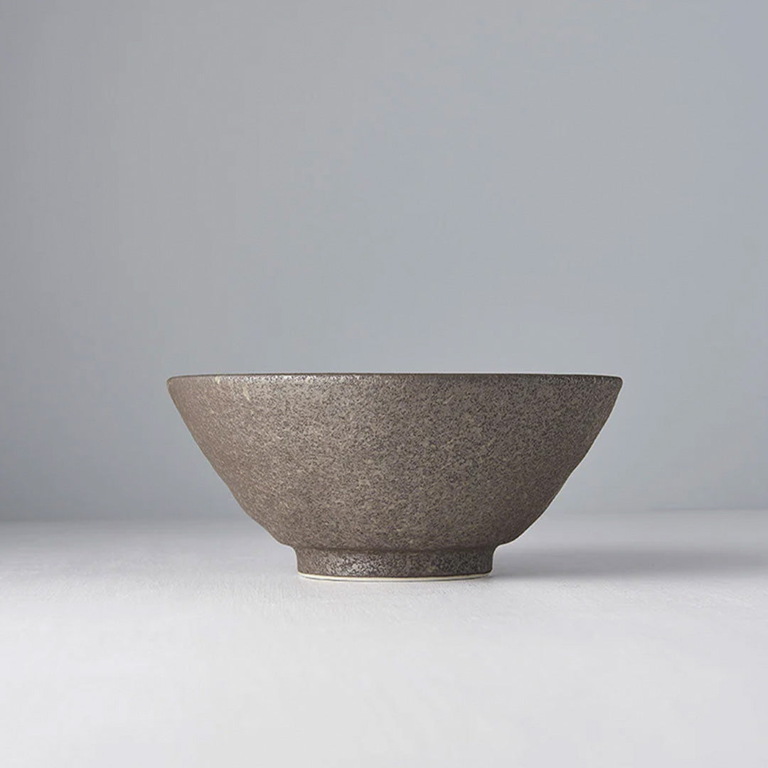 Stunning Udon bowl from Made in Japan with featuring earthy brown glaze with a circular sweep of golden ochre.