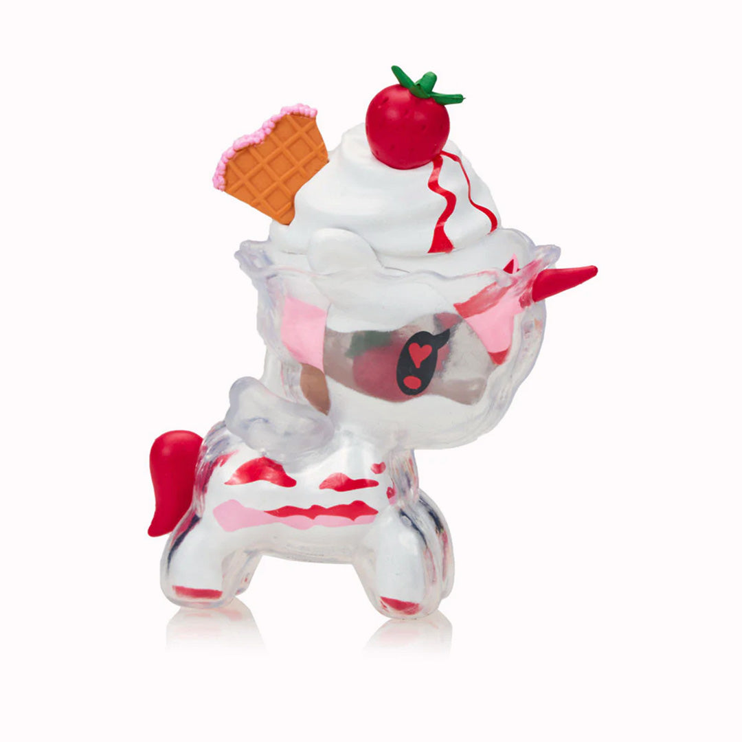 Discover the sweet charm of the Ice Cream Shop Unicorno collection, where nine adorable blind box figures celebrate the joy of frozen treats.