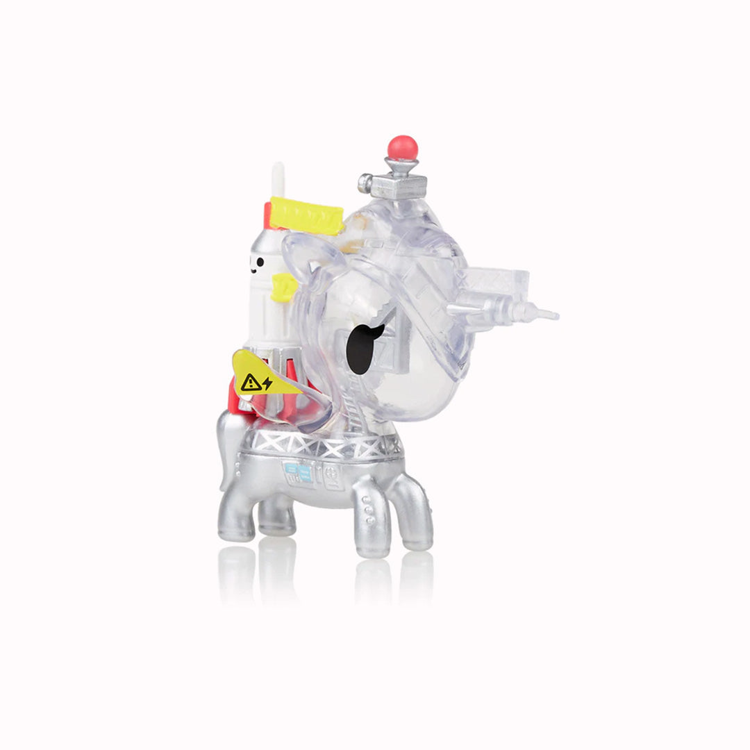 Houston - Ground control to Tokidoki, the Unicorns are in space! These super-cute space unicorns are a new addition to our range from Tokidoki, masters of all things kawaii.  These 7 cm vinyl figures are cute, characterful and collectible and great for kids and kids at heart!