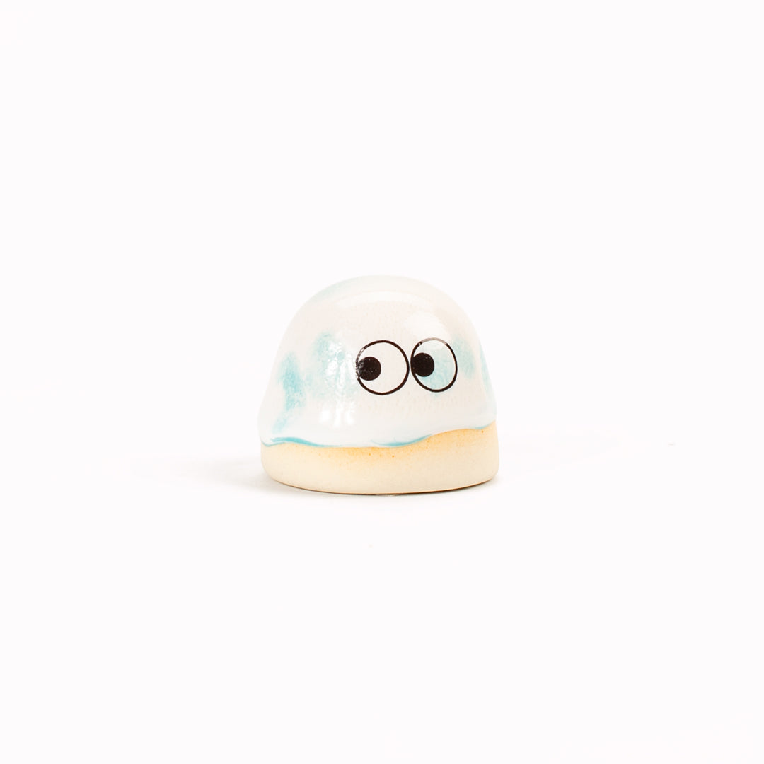Familia Dot | Ceramic Figurine | Whites