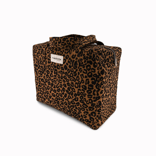 Célestins bag from Parisian brand Rive Droite is a chic canvas overnight travel bag with enough room for a night away (or 2 if you pack light!). The eternal classic Leopard print design is from their Wild Tribe Collection.