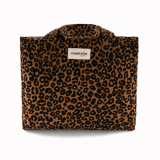 Célestins bag from Parisian brand Rive Droite is a chic canvas overnight travel bag with enough room for a night away (or 2 if you pack light!). The eternal classic Leopard print design is from their Wild Tribe Collection.