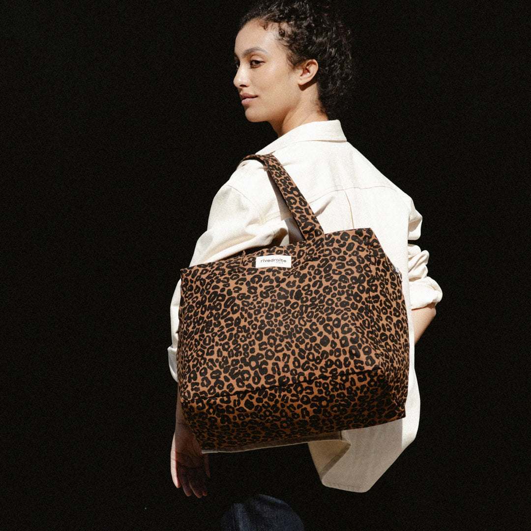 Célestins bag from Parisian brand Rive Droite is a chic canvas overnight travel bag with enough room for a night away (or 2 if you pack light!). The eternal classic Leopard print design is from their Wild Tribe Collection.