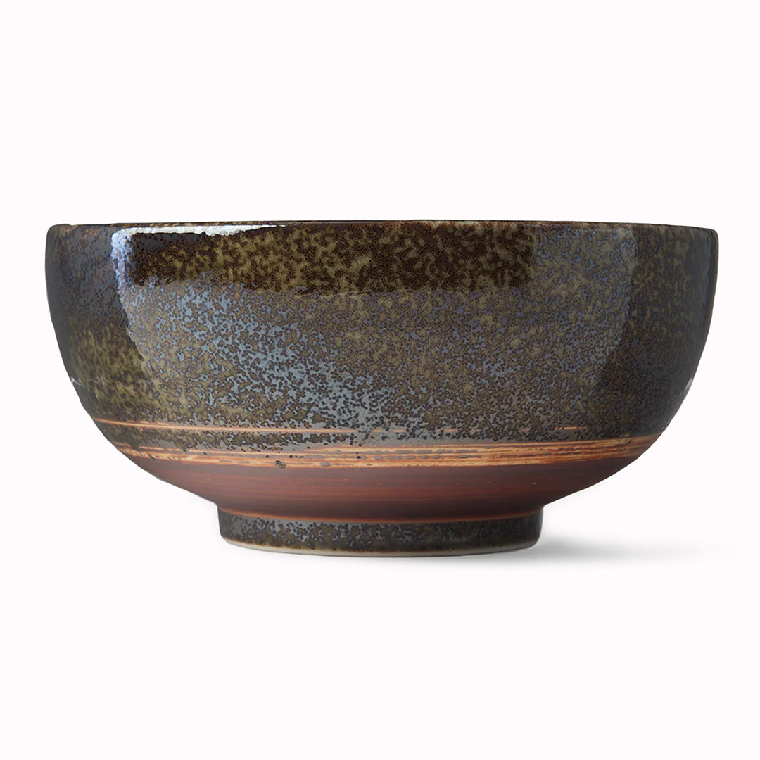 Crafted in Japan and safe for both dishwasher and microwave use, the exceptional craftsmanship and timeless design reflect the rich heritage of Japanese pottery