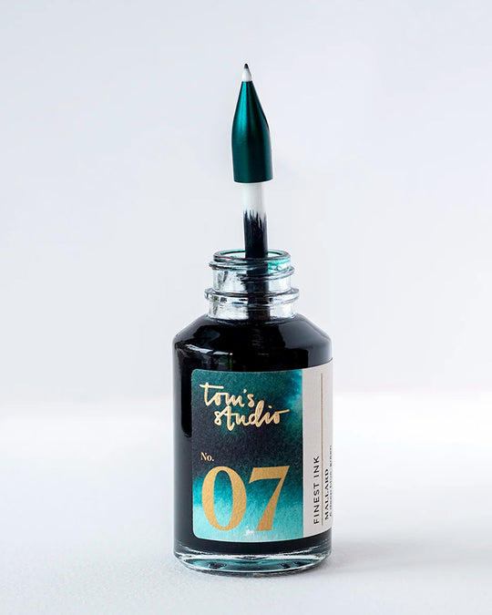 Made to work seamlessly with the Wren’s refill system, each reservoir supports smooth ink flow and reliable everyday use. A simple way to extend the life of your pen and keep it working as it should.