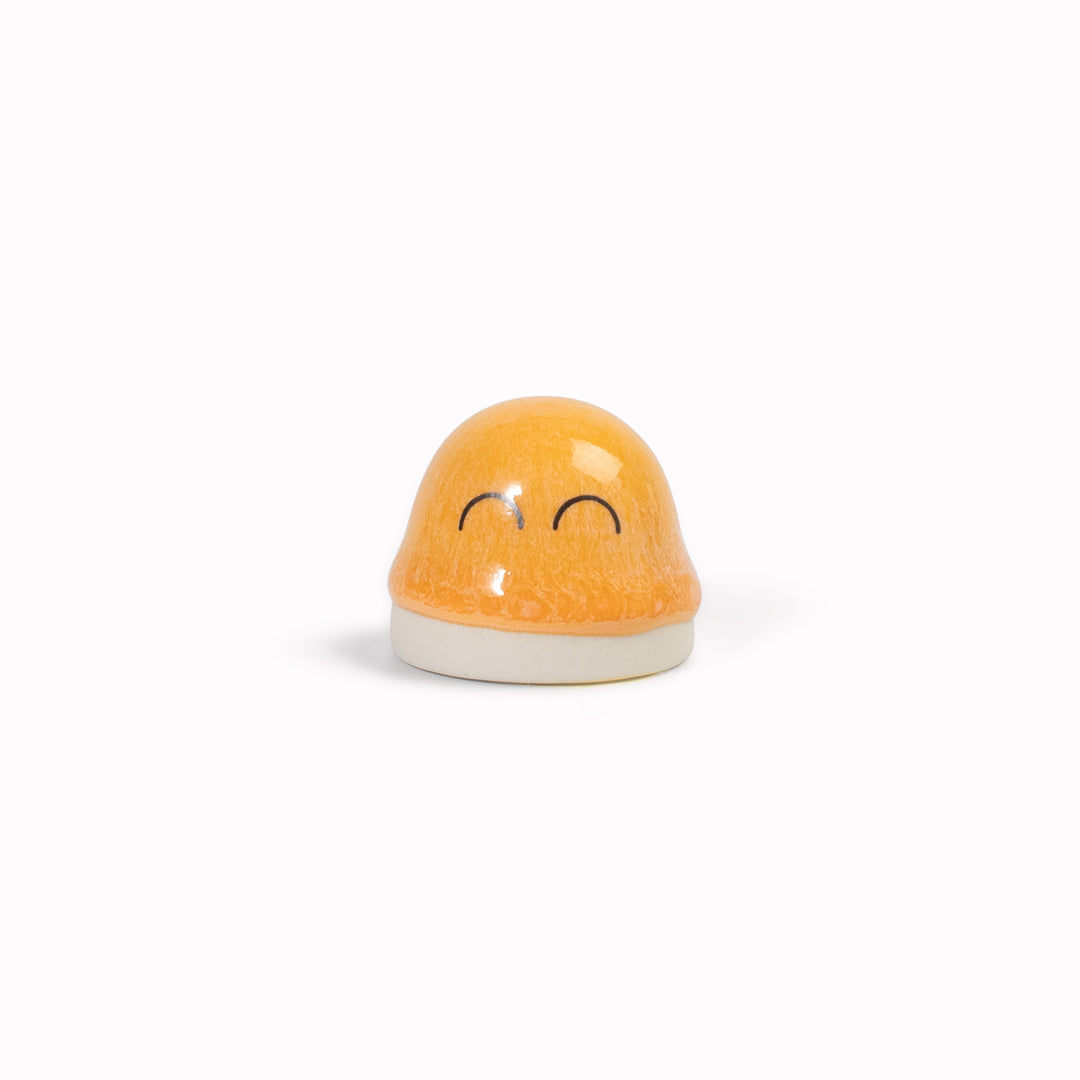 The smallest of the Arhoj decorative ornament figurine family, these tiny little cute dots still have all the personality of their larger siblings.