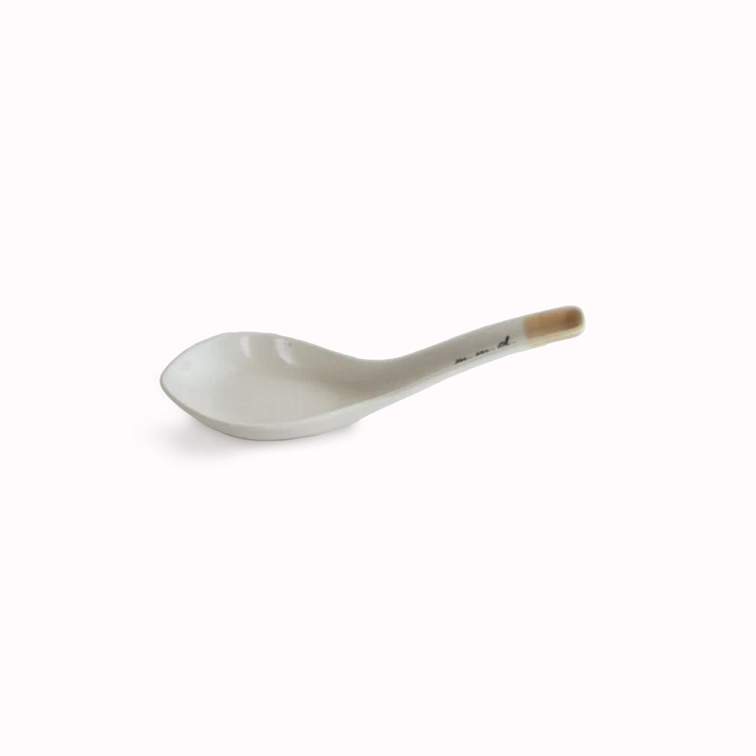 Spoons are essential for daily meals like ramen, soba, and curry. Since they are frequently used, having our favourites is essential.