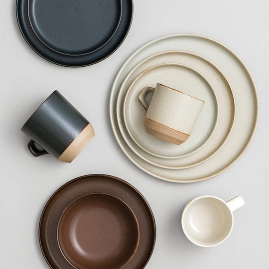 CLK Collection. The Natural Ceramic Lab Plate by Kinto is an artisanal product of skilled craftsmanship and modern design.  It is made of sandstone from the Hasami region in Japan mixed with porcelain from the Amakusa Islands, which gives it a unique texture and colour.