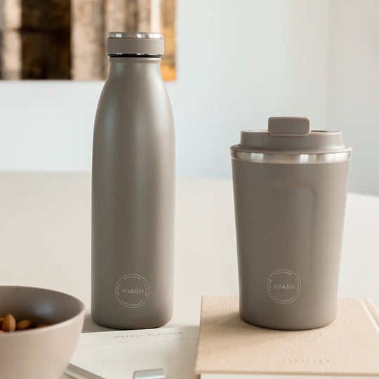 An insulated drinking&nbsp;bottle designed to last for life. Used as a water bottle it will keep your drink perfectly cold for 24 hours&nbsp;or keeps hot drinks warm for 12 hours. Perfect for&nbsp;hydration on the move!