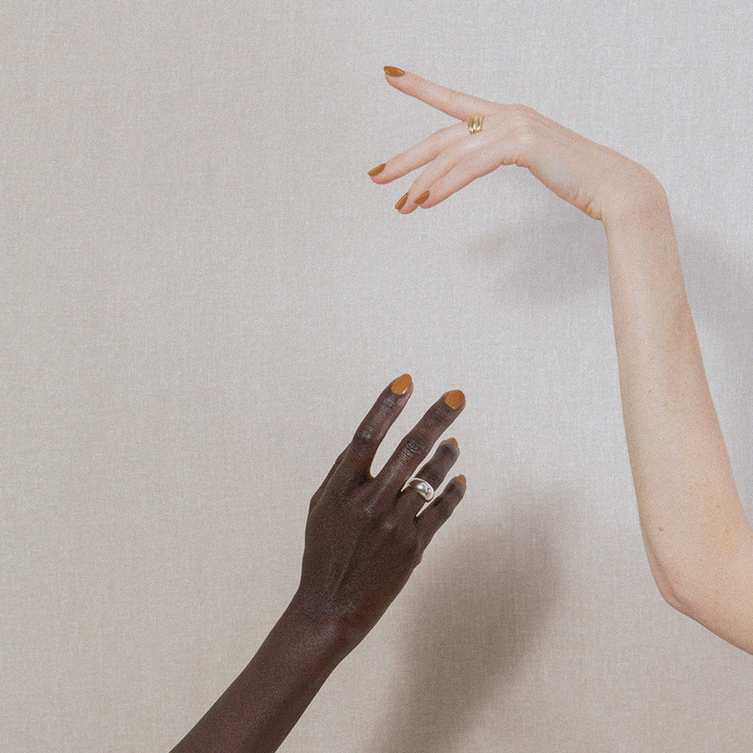 As worn by models. Fauna nail polish by J.Hannah is a soothing ochre shade, drawing influence from warming and healing spices such ginger and turmeric.