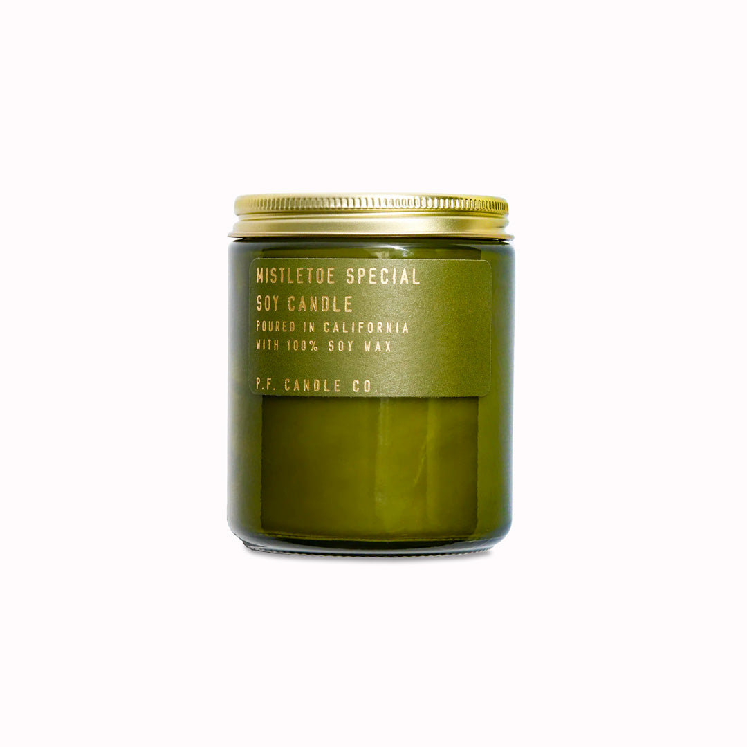 P.F. Candle Co Mistletoe Special Christmas candle has fragrance notes of Douglas Fir, Eucalyptus, Pine and Cedar, reminiscent of fresh winter walks in the woods. A cosy option for family get togethers over the festive season.