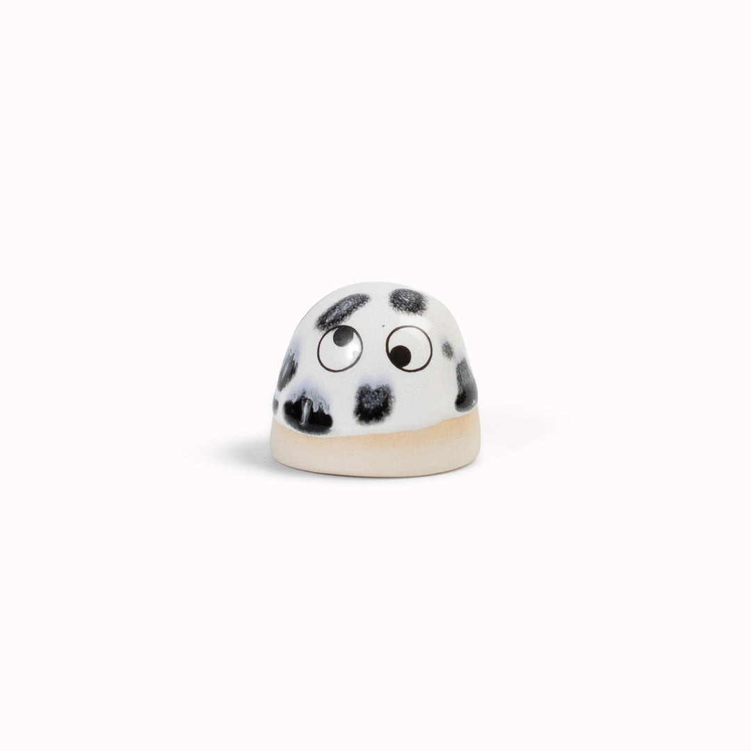 The smallest of the Arhoj decorative ornament figurine family, these tiny little cute dots still have all the personality of their larger siblings.