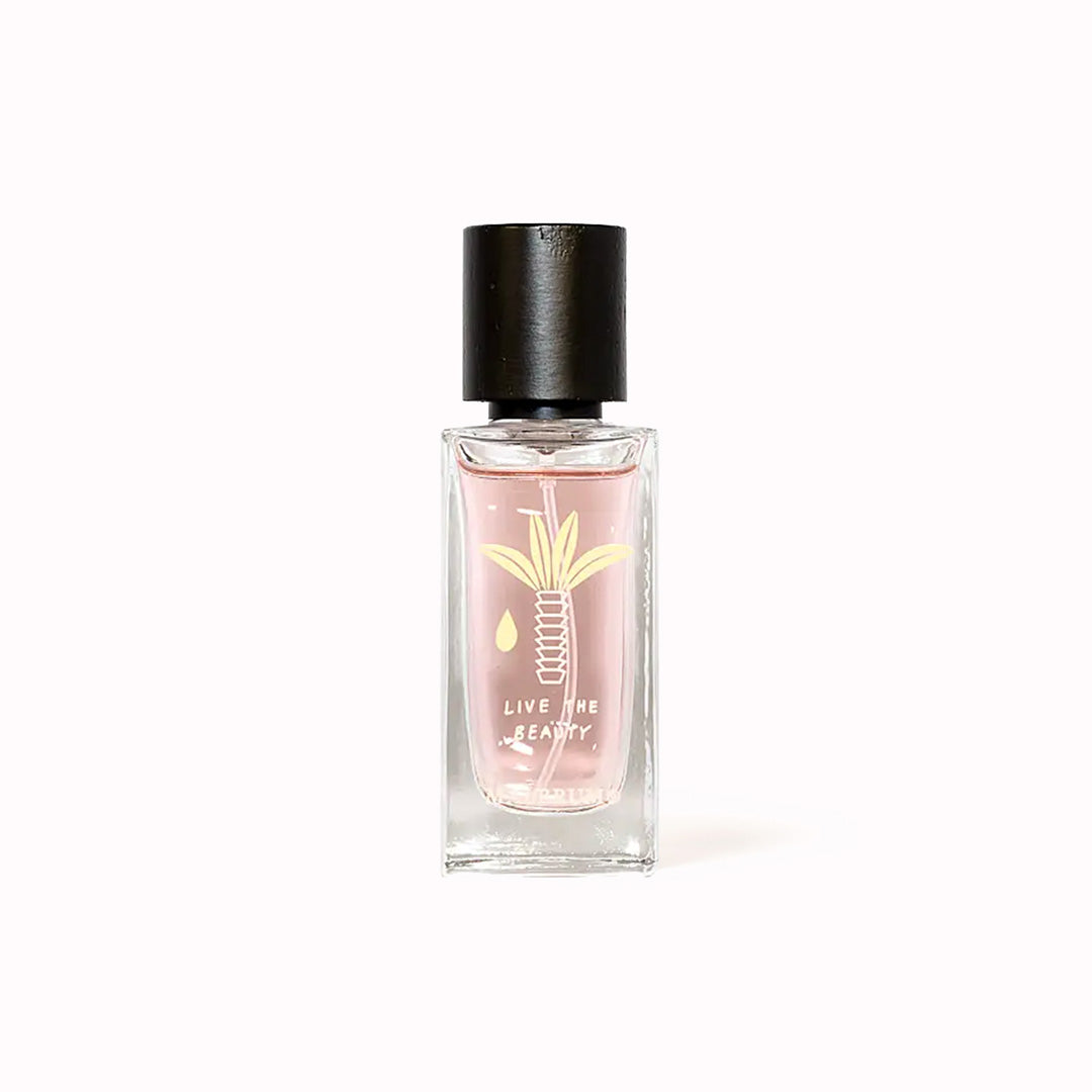 Safariyah Extrait de Parfum by Malbrum is from their Volume 2 collection, The Jungle. A collection exploring the mystical, tropical and wild adventures of a young couple stranded on a desert island.