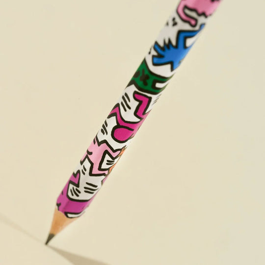 Volume 292 is Blackwing's tribute to Keith Haring. Each pencil features Haring's dancing figures and the 2B balanced graphite.