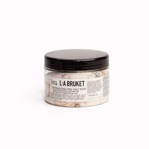 Marigold, Orange and Geranium Sea Salt Bath | 001 | La Bruket. A sea salt bath enriched with marigold, orange and geranium. The base of sea salt cleanses and stimulates the skin. Contains essential oil of marigold, orange and geranium which has calming, antibacterial and repairing properties to effectively counteract skin irritations. Organic and/ or natural ingredients. Natural Swedish self-care from L:A Bruket.