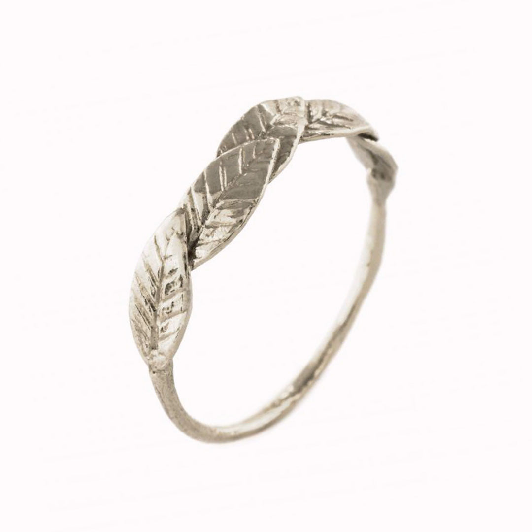 Bird of Paradise leaves wrap around to form a nature inspired ring, from award winning London jeweller Alex Monroe. Stackable with other rings or elegant worn alone.