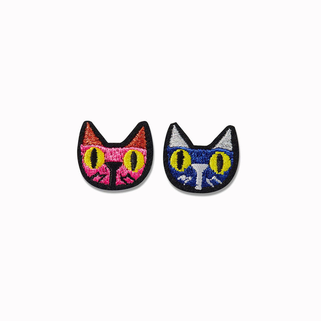 Coupla' cute kitty embroidered patches for hiding holes or decorating clothes, bags or anything textile, From Macon & Lesquoy, French Embroidered badges and patches.