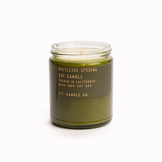 P.F. Candle Co Mistletoe Special Christmas candle has fragrance notes of Douglas Fir, Eucalyptus, Pine and Cedar, reminiscent of fresh winter walks in the woods. A cosy option for family get togethers over the festive season. Open Jar