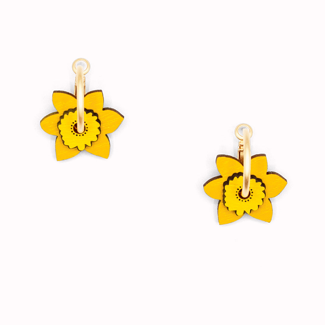 Narcisus - Daffodil Earrings | Front | Hand Finished in Barcelona from Materia Rica