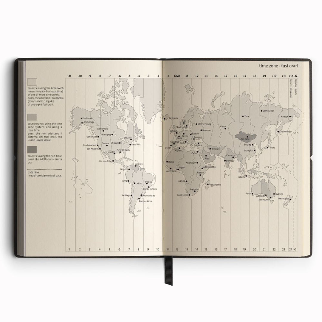 Black Classic Notebook from Ciak | Atlas View