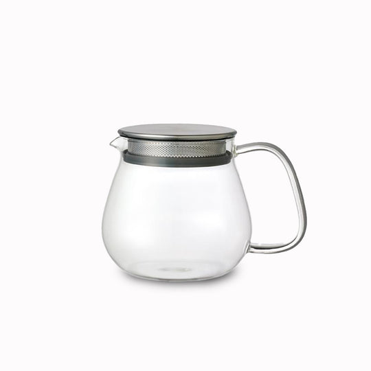 Small tea pot, makes 2 small cups or one large mug of tea. The strainer is built into the lid which fits snuggly with a silicone seal. Simply add loose leaf tea and boiling water, pop the lid on and pour once brewed to your liking.
