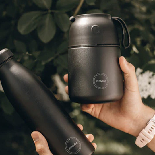 Matte Black Food'ie Lifestyle | 500ml Insulated Food Flask from AYA&IDA. Perfect for when you are on the go, they can be used for your breakfast porridge, pasta dishes, wok dishes, soups, for yoghurt, for baby food or even for ice cubes.