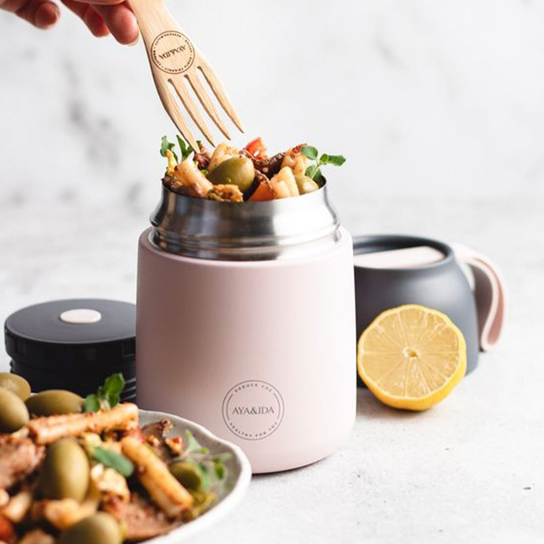 Food'ie Lifestyle | 500ml Insulated Food Flask from AYA&IDA. Perfect for when you are on the go, they can be used for your breakfast porridge, pasta dishes, wok dishes, soups, for yoghurt, for baby food or even for ice cubes.