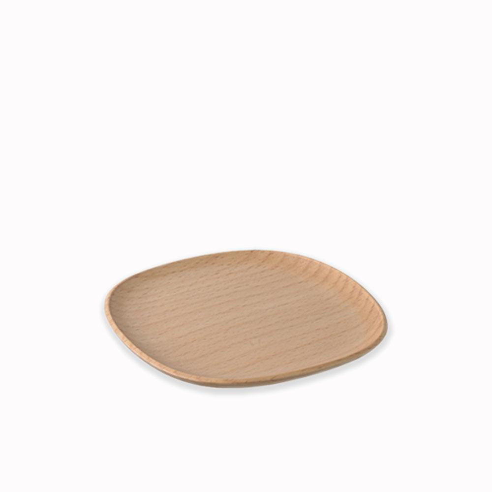 Made of solid beech, this wooden Unitea coaster by Kinto is a pleasing rounded corner square with a shallow bevel to contain any unwanted spills.